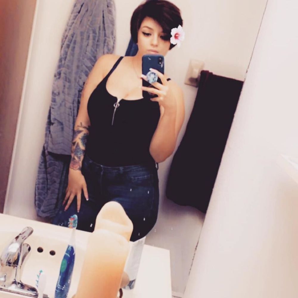 Meet your Posher, Sofia